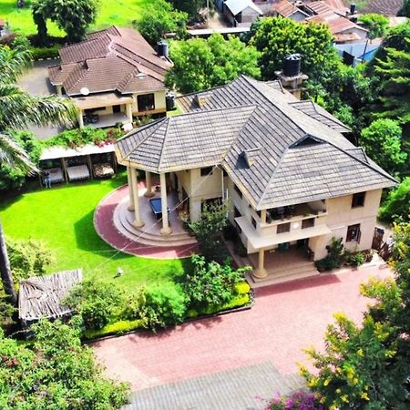 White House Of Tanzania Hostel Arusha Buitenkant foto