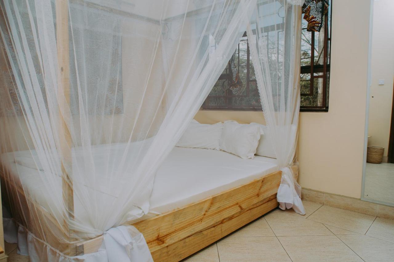 White House Of Tanzania Hostel Arusha Buitenkant foto