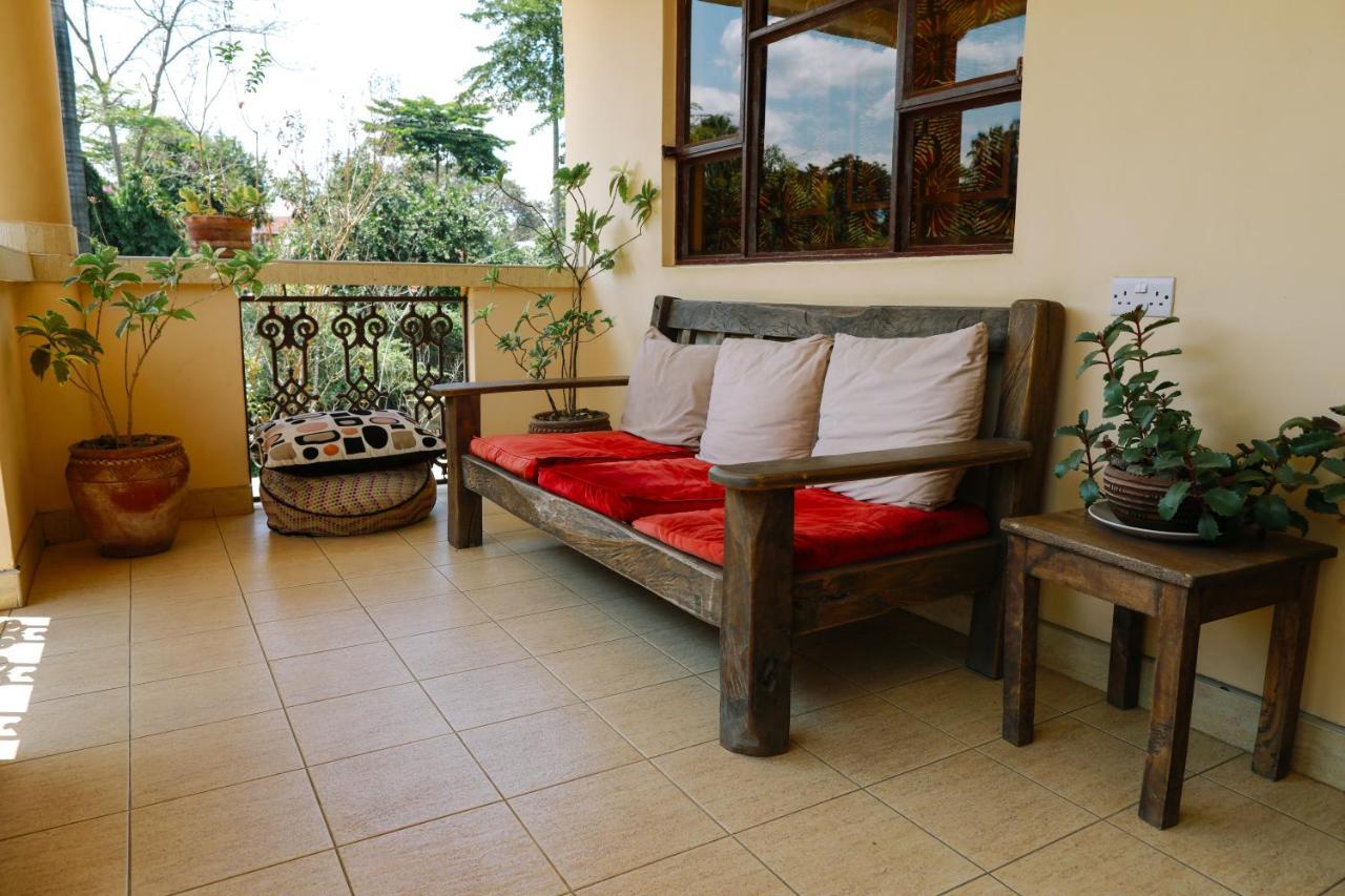 White House Of Tanzania Hostel Arusha Buitenkant foto