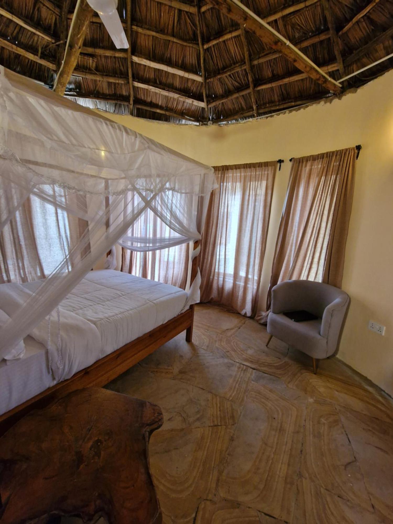 White House Of Tanzania Hostel Arusha Buitenkant foto