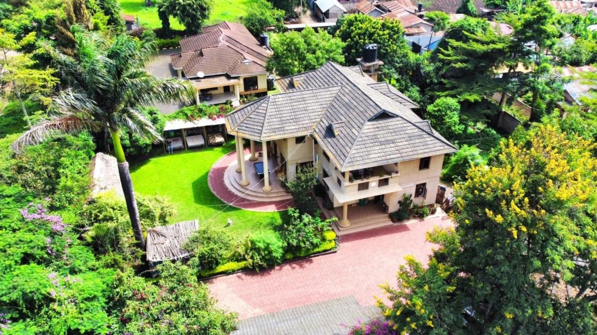 White House Of Tanzania Hostel Arusha Buitenkant foto