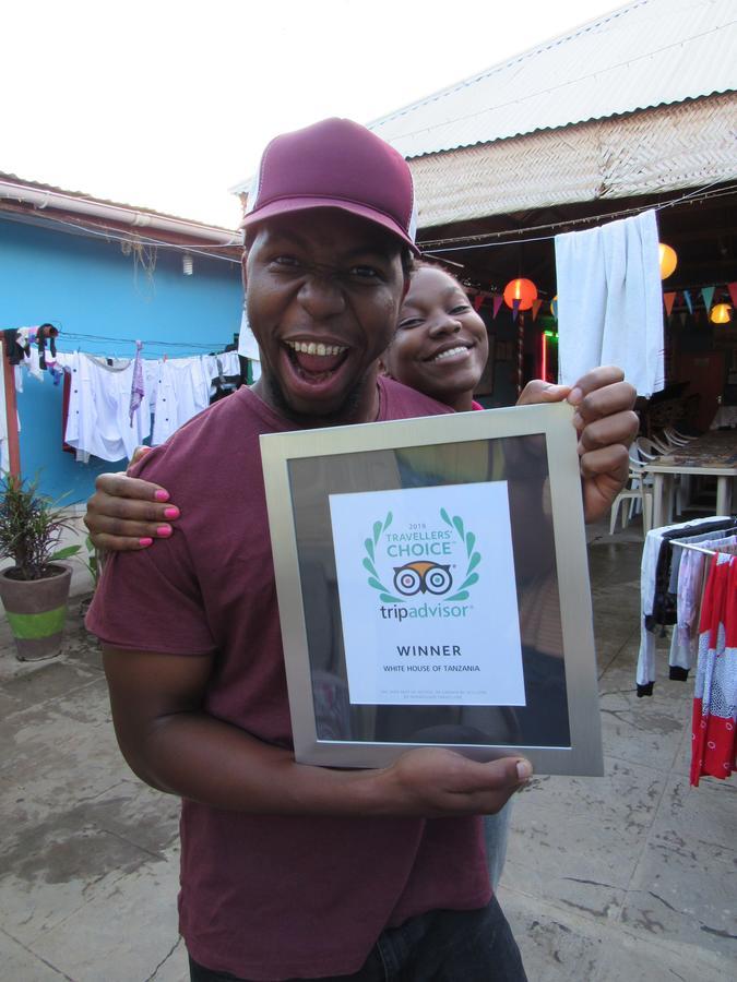 White House Of Tanzania Hostel Arusha Buitenkant foto