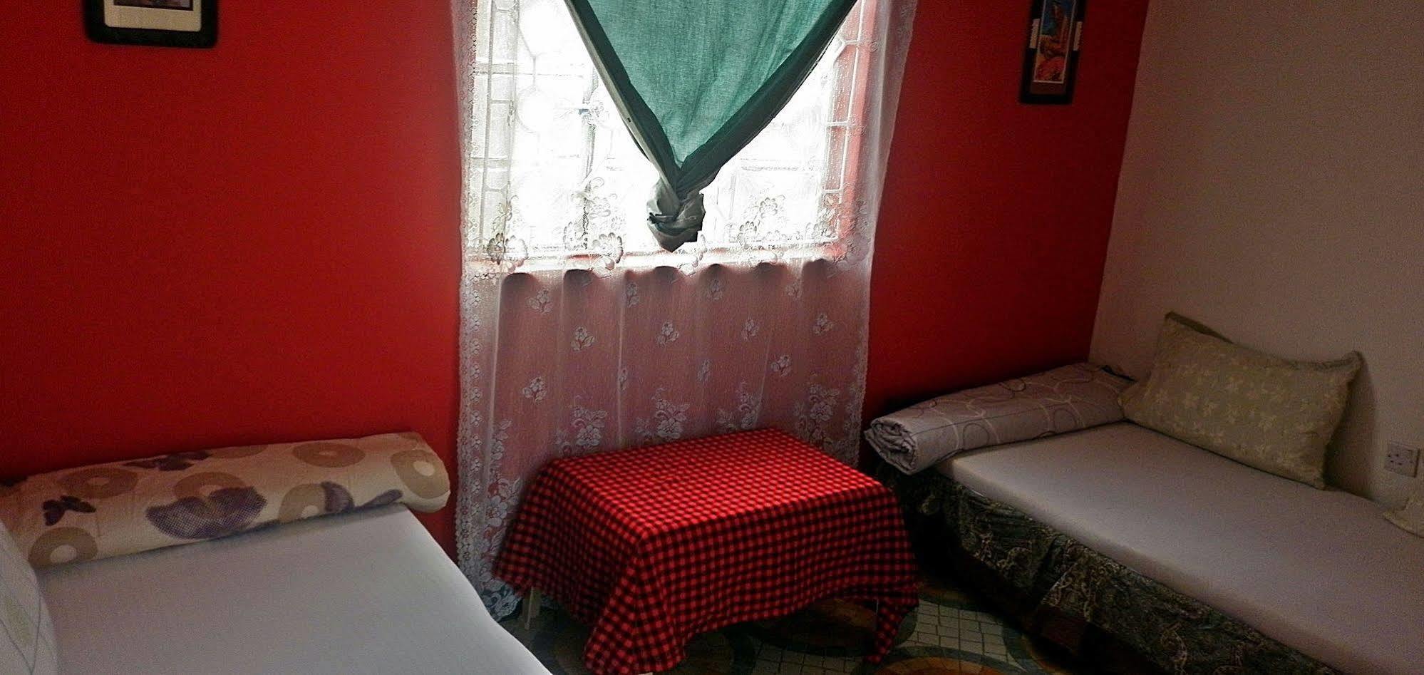 White House Of Tanzania Hostel Arusha Buitenkant foto