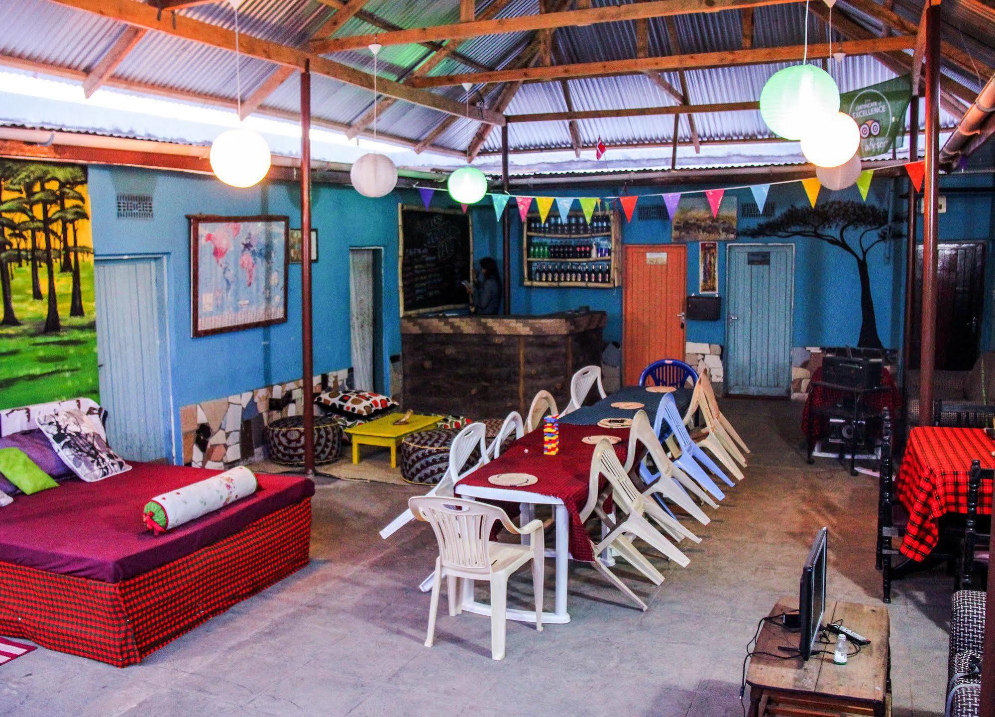 White House Of Tanzania Hostel Arusha Buitenkant foto
